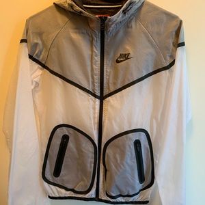 Women’s Nike running jacket size xs